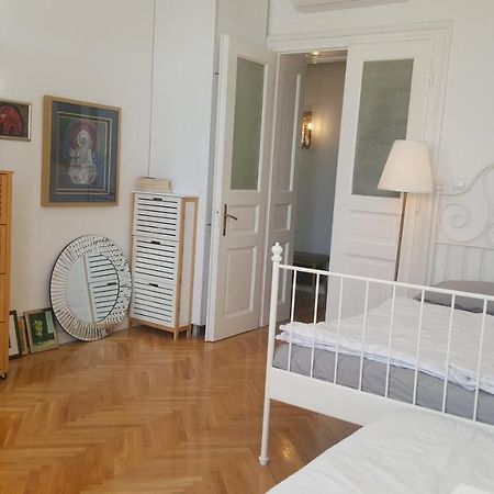 Room Next To Porto Montenegro Tivat Bagian luar foto